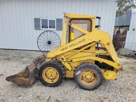 new holland l325 wheel steer